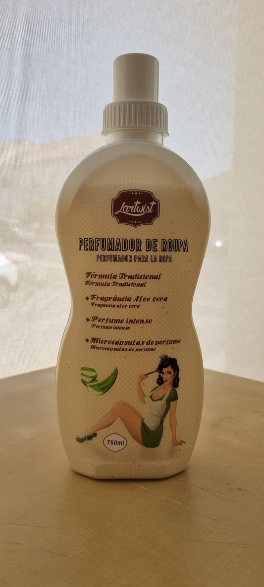 Lartwist Perfumador de Roupa Aloe Vera 750ml